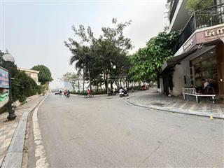 Duy nhất phố nhật chiêu  tây hồ  nhà dân xây lô góc 4 thoáng  gara ô tô  gần công viên th