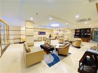 Toà khách sạn 350m2 x 10tầng doanh thu ~6tỷ/năm  gần hồ tây  đẳng cấp  full nội thất, 10m ra phố