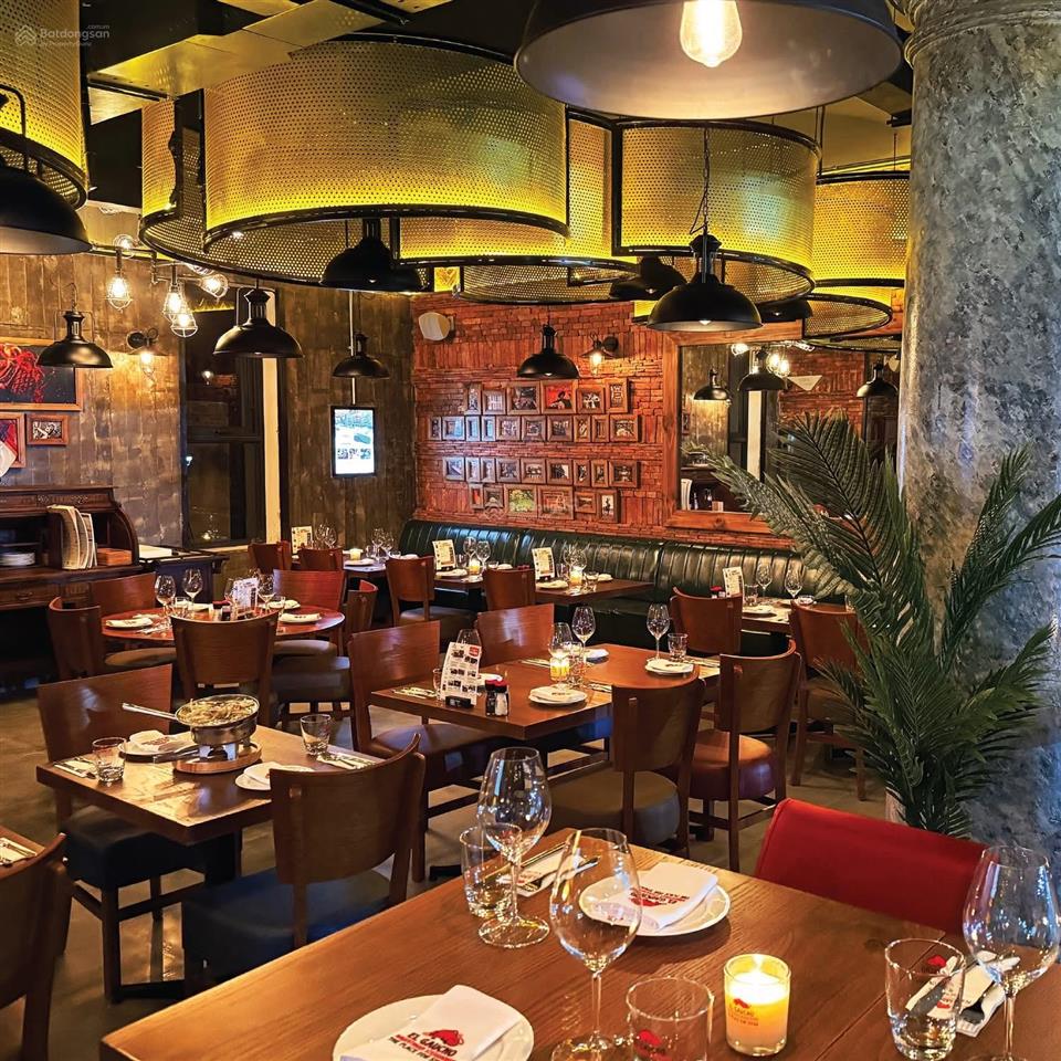 Siêu kinh doanh, phố đào tấn 130m2, mt 11m, ô tô tránh, sát mặt phố, giời thượng lưu, doanh thu cao