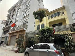 Bán nhà trích sai,ful 275m2 * 4t * mt 15m, chỉ hơn 64tỷ,nhà dân xây cách hồ tây 30m, ô tô vào nhà,