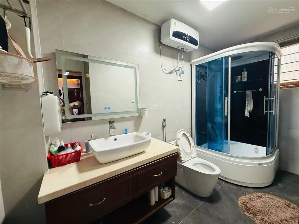 Chủ thiện trí bán chỉ 234tr/m2, nhà trích sài 275m2 * 4t * mt 15m, chỉ hơn 64tỷ, nhà dân xây cách h