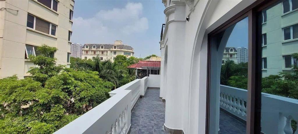 Hoa hậu mặt phố ba đình 105m2*8t*mt 11m, giá chỉ 67tỷ, doanh thu gần 3tỷ/năm, vị trí kim cương,