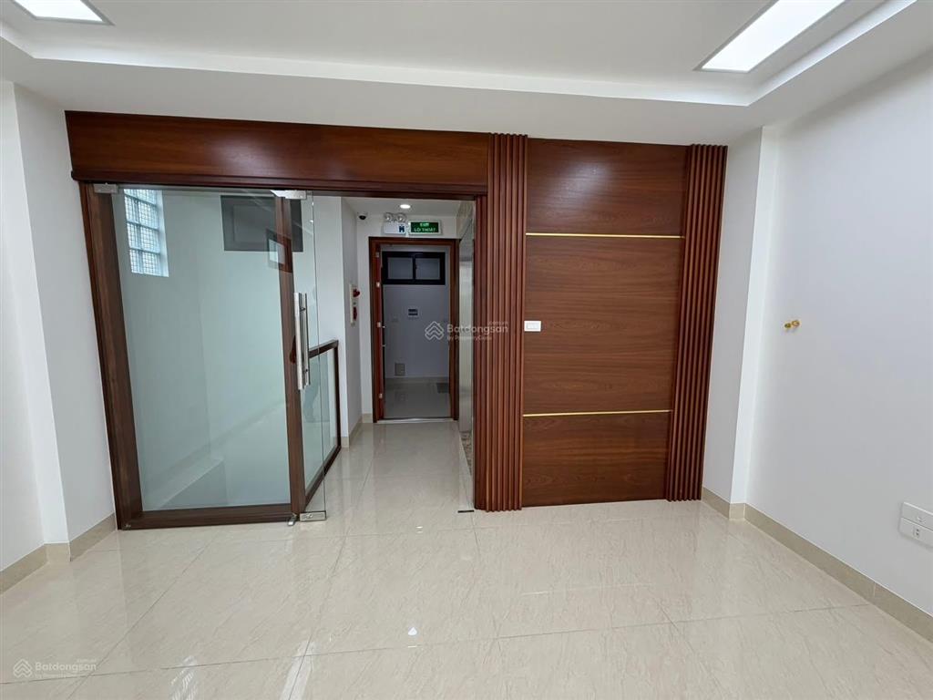 8 tầng  mặt phố nguyễn khang  thang máy nhập  kinh doanh đỉnh  pccc đầy đủ  thông sàn  giá tố