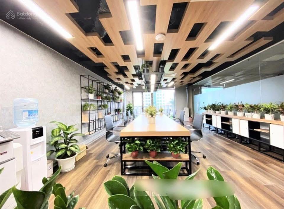 Siêu phẩm tây hồ nhà 120m2 xây mới 10 tầng, ở và kinh doanh, rộng 6,2m  2 ô tô tránh  thông sàn 