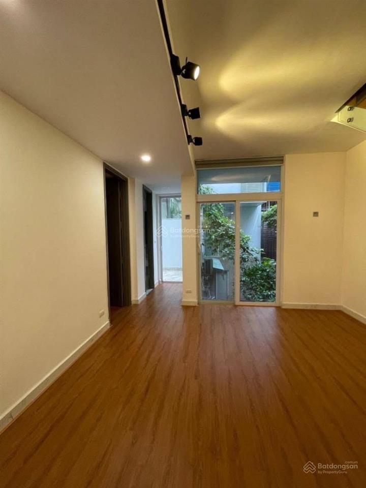 Víp biệt thự tây hồ thuỵ khuê 165m x4t x mt 15m  khu víp ô tô đỗ tránh ngày đêm  vài bước chân ra