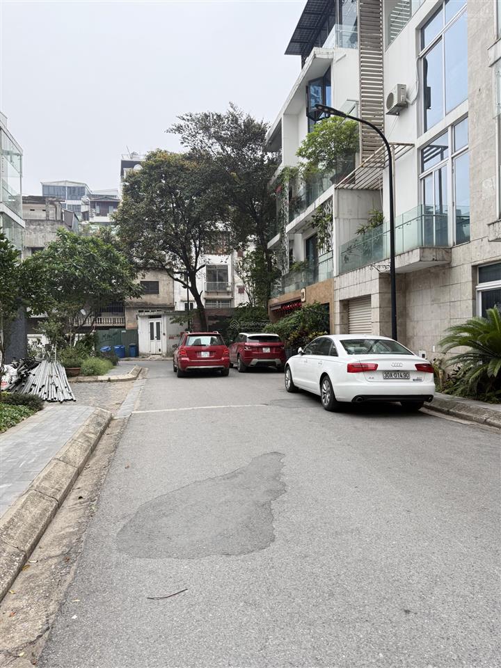Víp biệt thự tây hồ thuỵ khuê 170m x4t x mt 15m  khu víp ô tô đỗ tránh ngày đêm  gần hồ tây