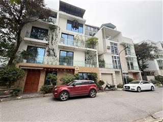 Víp biệt thự tây hồ thuỵ khuê 170m x4t x mt 15m  khu víp ô tô đỗ tránh ngày đêm  gần hồ tây