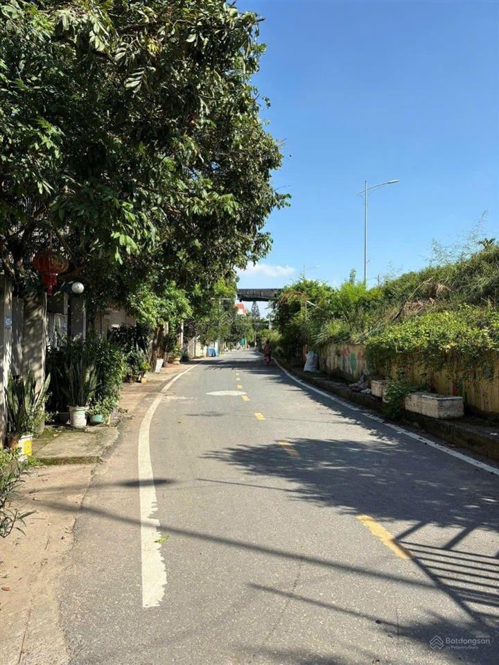 Đất do nha# xuân phương #hn 48m2 , vuông vắn, ngõ nông ,thông vf5 đỗ cửa, ô tô chánh 25m,6,8 tỷ.