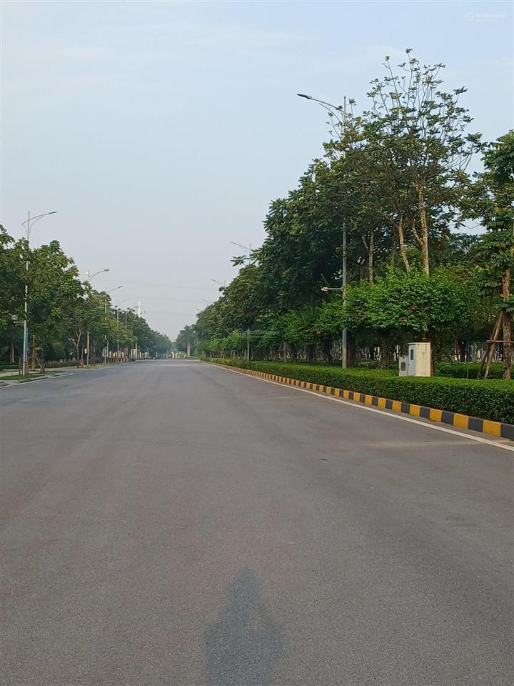 Đất đẹp tại do nha  xuân phương 4,5 tỷ, 40m2, lô góc thông số hoa hậu.  0904 529 ***