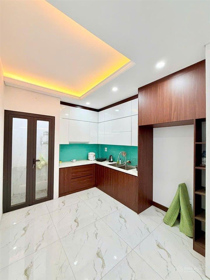 Bán nr đẹp xuất sắc tại xuân phươngnam tà nội. 40m2 4 tầng full nội thất dân xây giá 5,95 tỷ