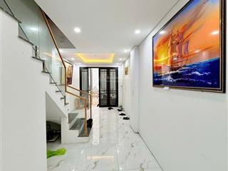 Bán nr đẹp xuất sắc tại xuân phươngnam tà nội. 40m2 4 tầng full nội thất dân xây giá 5,95 tỷ