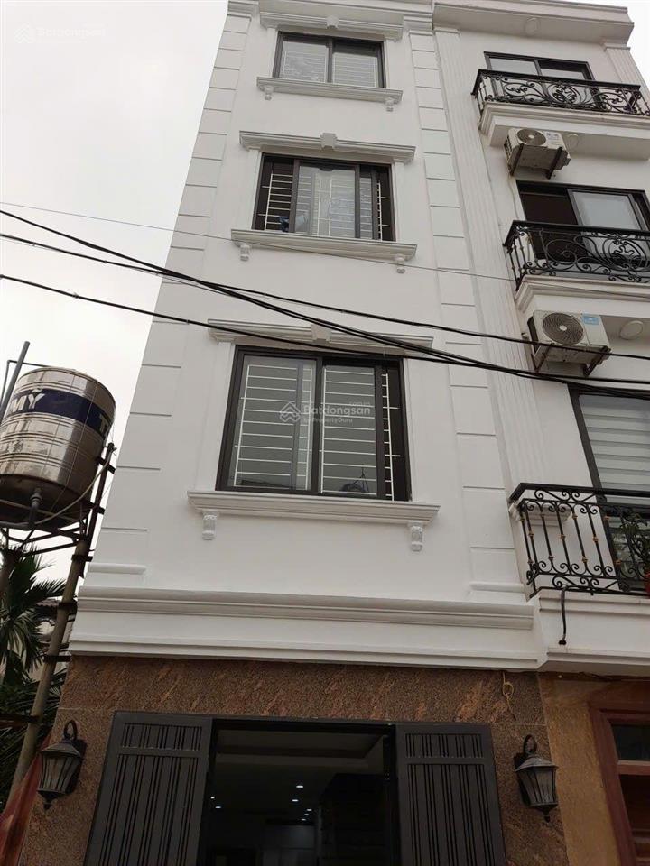 Bán nr đẹp xuất sắc tại xuân phươngnam tà nội. 40m2 4 tầng full nội thất dân xây giá 5,95 tỷ