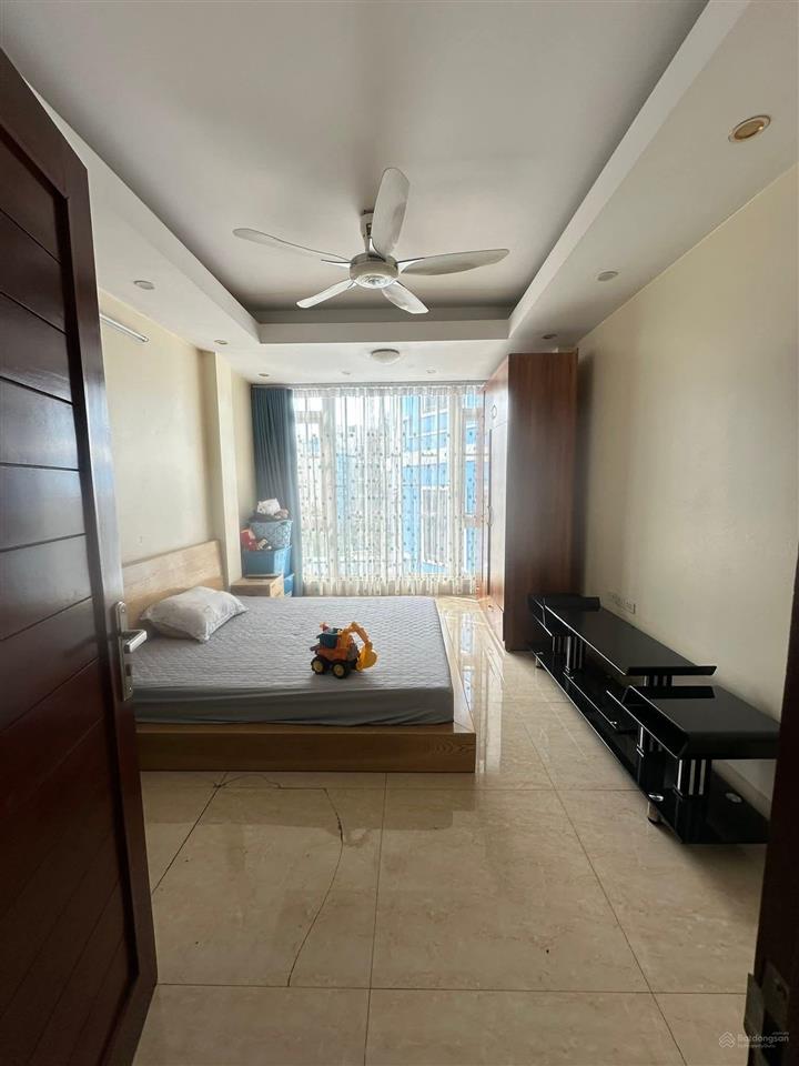 Nhà đẹp giá rẻ , quang tiến,ô tô 9 chỗ vào nhà quay đầu thoải mái chỉ 11,9 tỷ cho nhà 46 m2 6 tầng