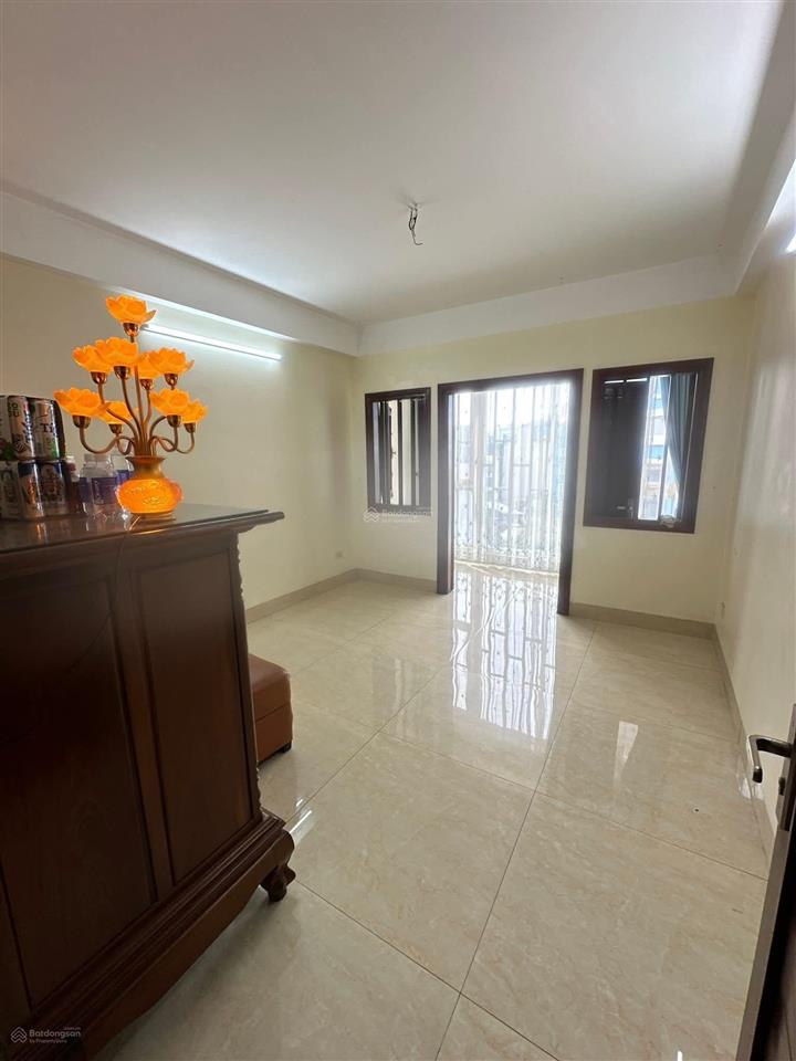 Nhà đẹp giá rẻ , quang tiến,ô tô 9 chỗ vào nhà quay đầu thoải mái chỉ 11,9 tỷ cho nhà 46 m2 6 tầng