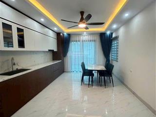 Chính chủ bán gấp! 46m2, 6 tầng, thang máy, lô góc, 0 tô 9 chỗ vào nhà, kd được  0904 529 ***