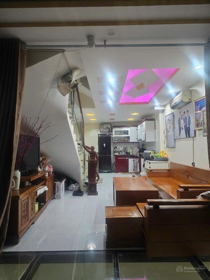 Bán nhà mặt phố tại yên nghĩa  hà đông giá siêu rẻ, 6,15 tỷ, hiếm! 39 m2, 5 tầng, dân xây