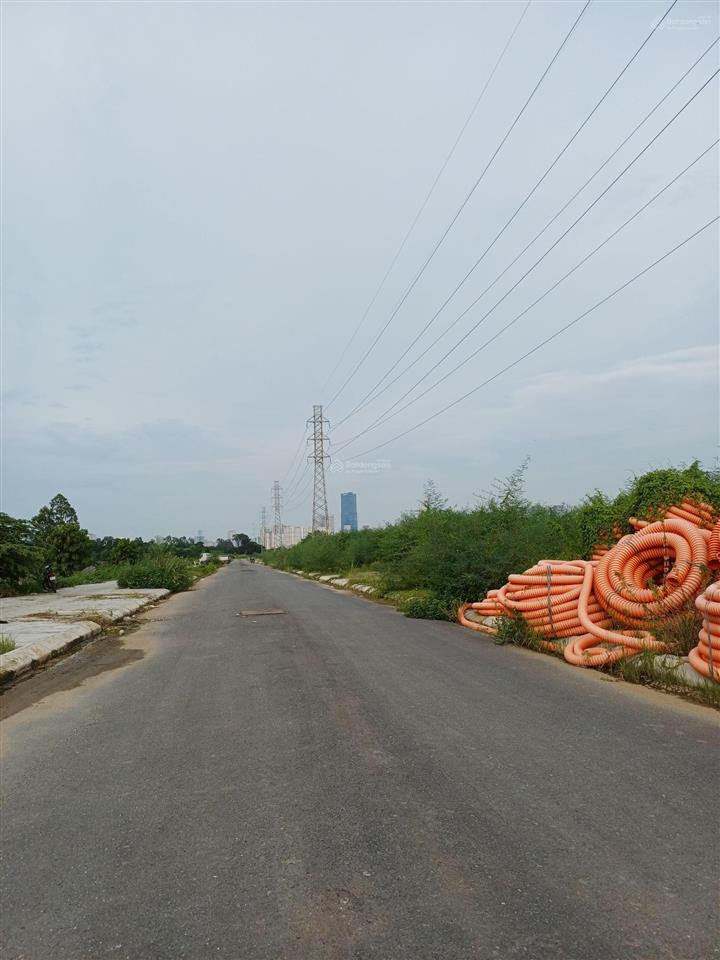 Đất do nha# xuân phương #hn 48m2 , vuông vắn, ngõ nông ,thông vf5 đỗ cửa, ô tô chánh 25m,6,5 tỷ.
