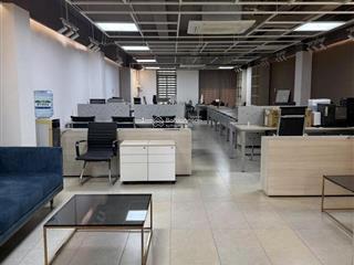 Bán toà nhà văn phòng building mặt tiền đường trường chinh phan văn hớn dt 6 x 22m kc  hầm 7 lầu