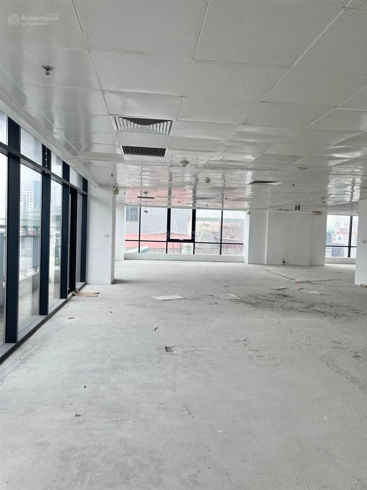 Hòa phát 257 giải phóng  cho thuê 300m2 văn phòng giá thuê 257.900đ/m2, đống đa  hà nội