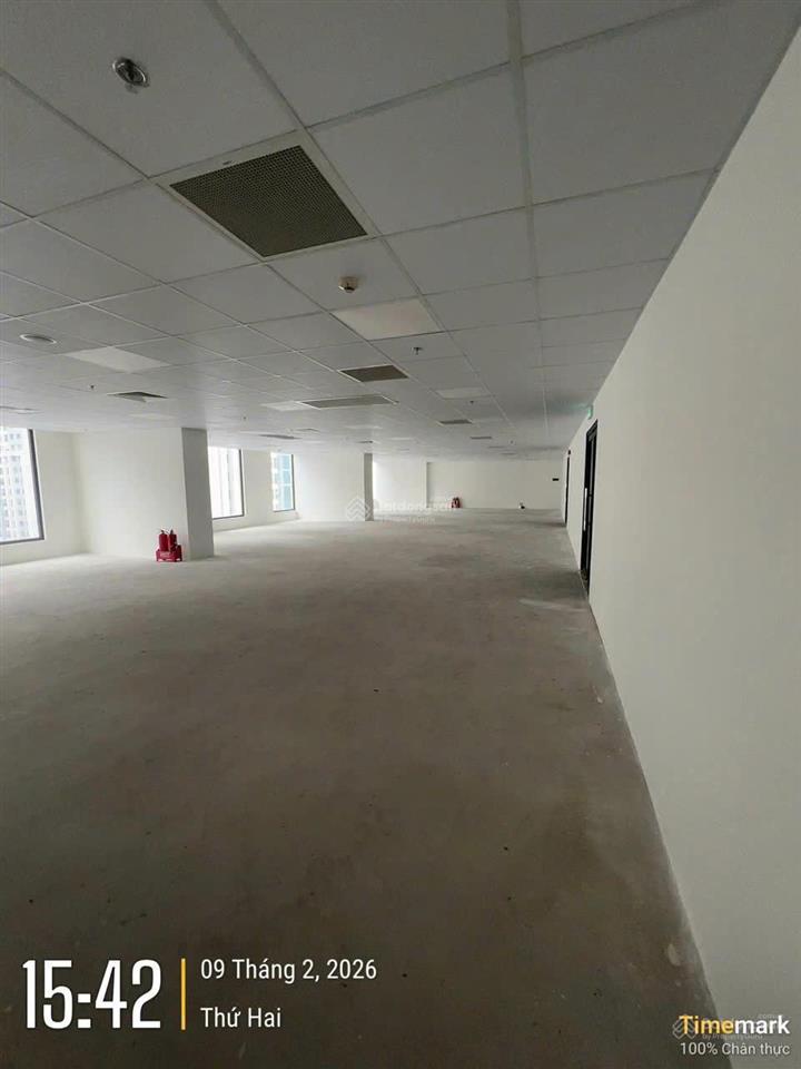Rox tower goldmark city  hồ tùng mậu  240m2  thuê 9.5$/m2~249ng/m2, tòa văn phòng  tttm caocấp