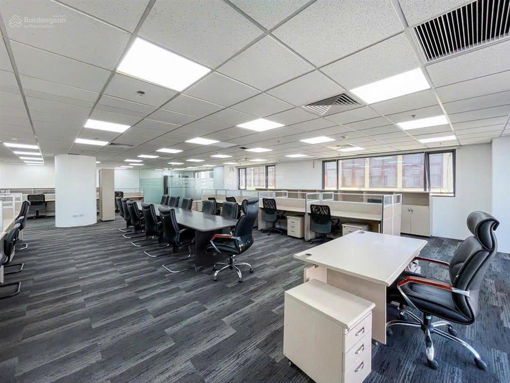 Chính chủ cho thuê vp hạng b tại duy tân  cầu giấy diện tích 590m2 giá thuê 364k/m2/th