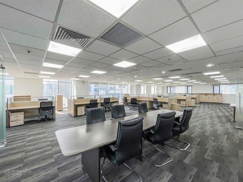 Chính chủ cho thuê vp hạng b tại duy tân  cầu giấy diện tích 590m2 giá thuê 364k/m2/th