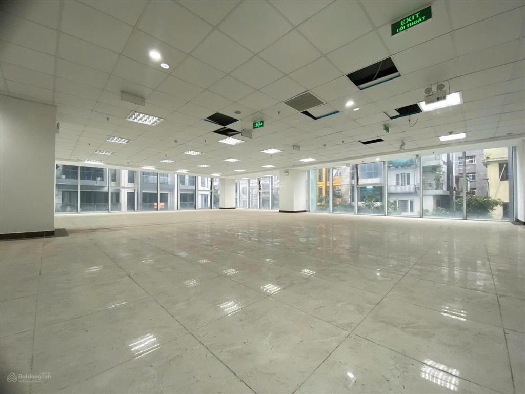 Chính chủ cần cho thuê mbkd 800m2 giá thuê 190tr/tháng, tại định công, hoàng mai, hà nội