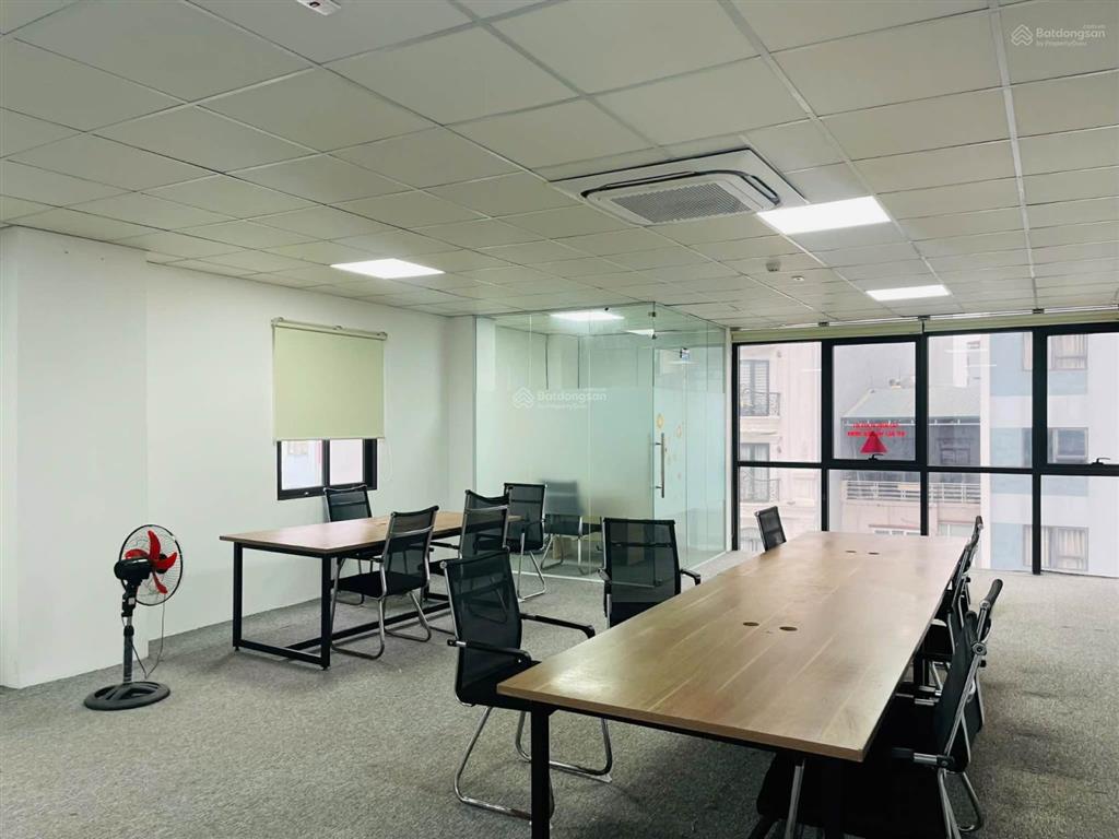 Chính chủ cần cho thuê văn phòng 75m2 giá thuê 14,5tr/tháng còn thương lượng, tại triều khúc,hđông