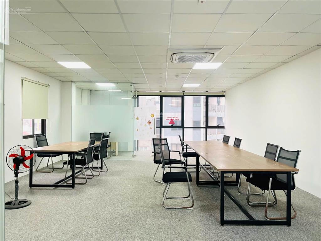 Chính chủ cần cho thuê văn phòng 75m2 giá thuê 14,5tr/tháng còn thương lượng, tại triều khúc,hđông