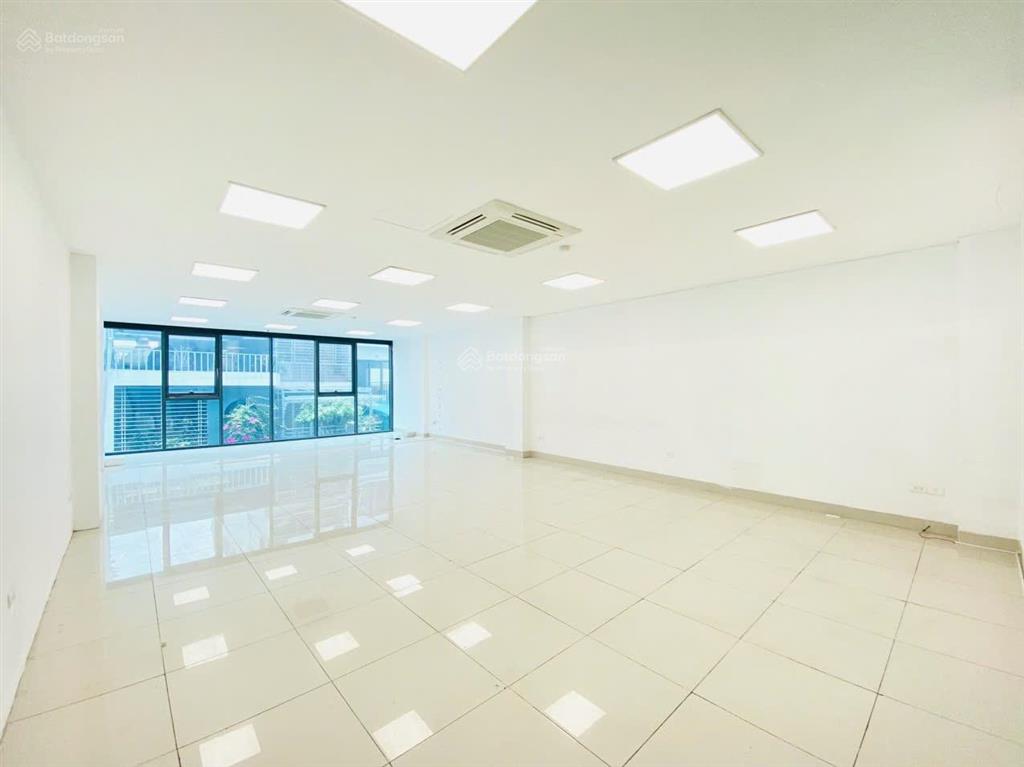 Chính chủ cho thuê văn phòng 80m2, 16tr tại hoàng văn thái, ngã tư sở thanh xuân, hà nội