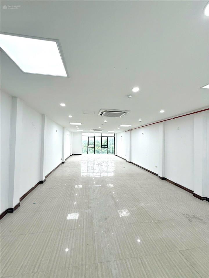 Cho thuê văn phòng tại mễ trì thượng 100m2  16tr/tháng. p.từ liêm, hà nội nhà mới 100%, hầm xe lớn