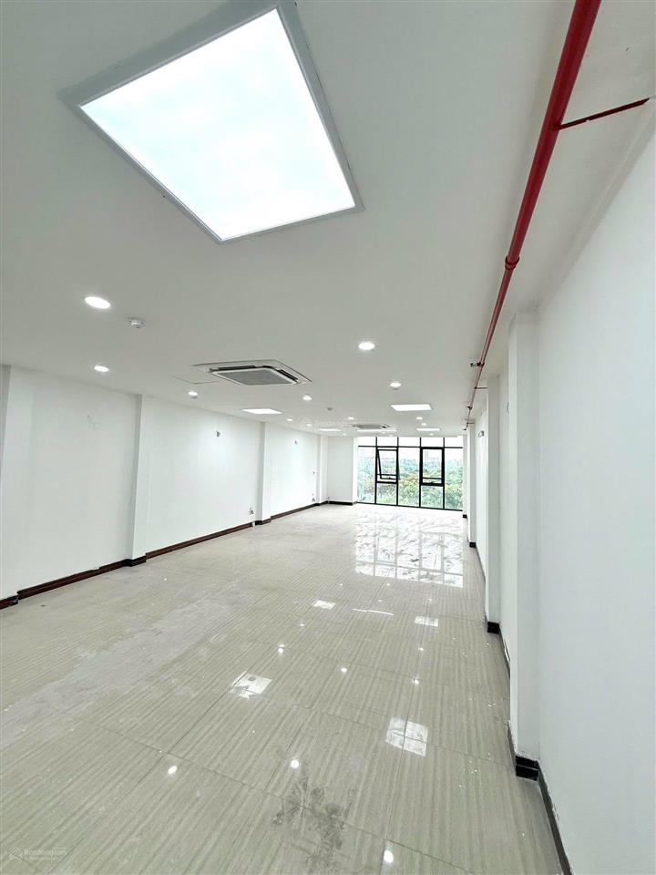 Cho thuê văn phòng tại mễ trì thượng 100m2  16tr/tháng. p.từ liêm, hà nội nhà mới 100%, hầm xe lớn