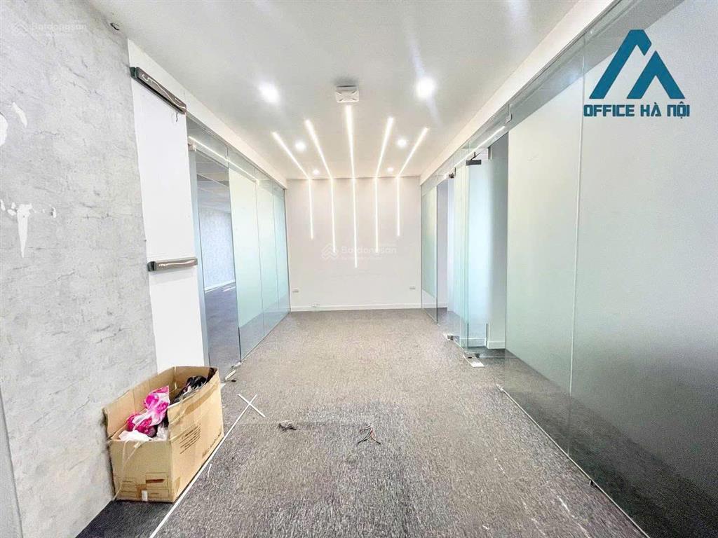 Cho thuê văn phòng, 250m² lê trọng tấn, thanh xuân, hà nội, sàn mới đẹp ngăn sẵn 4 phòng