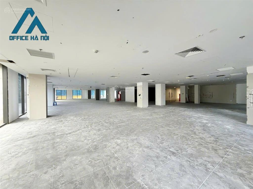 Cho thuê văn phòng hạng a, 600m2  205tr/tháng, tại hoàng cầu, đống đa, hà nội, vị trí lô góc sáng