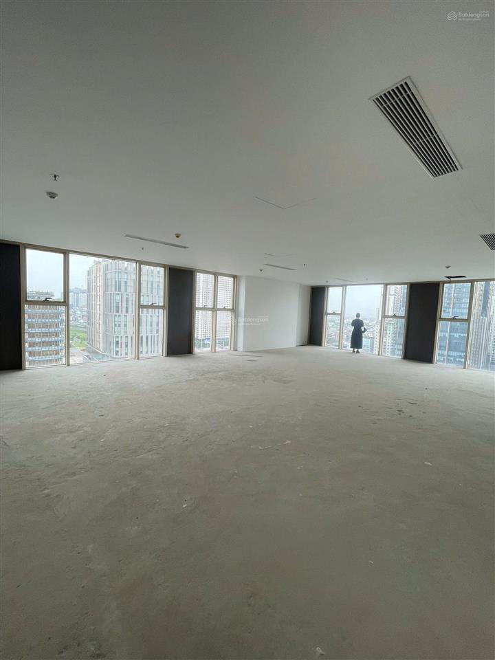 Tòa văn phòng hạng a epic tower  700m2  giá 494.000đ/m2/th tại duy tân  cầu giấy  hà nội