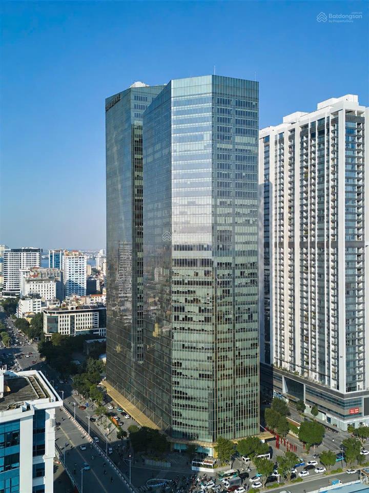 Bql tòa capital place  29 liễu giai, ba đình cho thuê văn phòng dt 600m2 giá 830 nghìn/m2/tháng