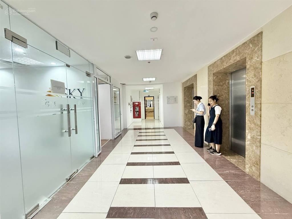 Văn phòng 250m2  91tr/thg, ngụy như kon tum, thanh xuân, sàn lô góc siêu thoáng đẹp, vp hạng b