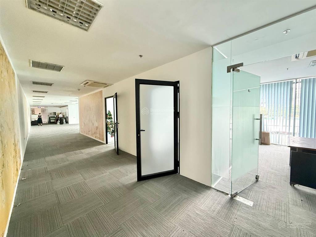 Văn phòng 250m2  91tr/thg, ngụy như kon tum, thanh xuân, sàn lô góc siêu thoáng đẹp, vp hạng b