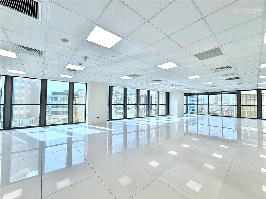 Văn phòng hạng a  láng hạ, 1000m2  580k/m2, tòa nhà mới đẹp hiện đại, sử dụng nội thất cao cấp