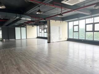 Cho thuê sàn văn phòng 1000m2 giá sốc 280k/m2, tại yên hòa, cầu giấy, hà nội, hiếm có trong tháng 8