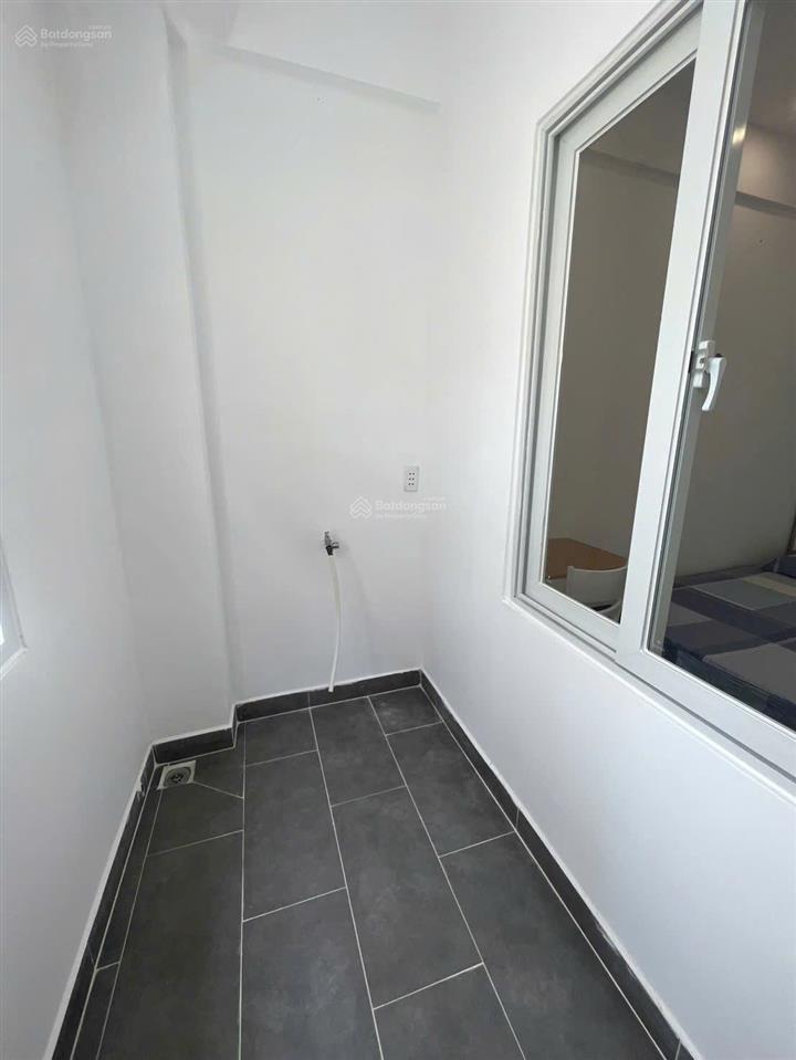 Bán cc ngô gia tự, 3,6 tỷ, 52m2, 2pn, 2wc tại hòa hảo, q10,, tp hcm