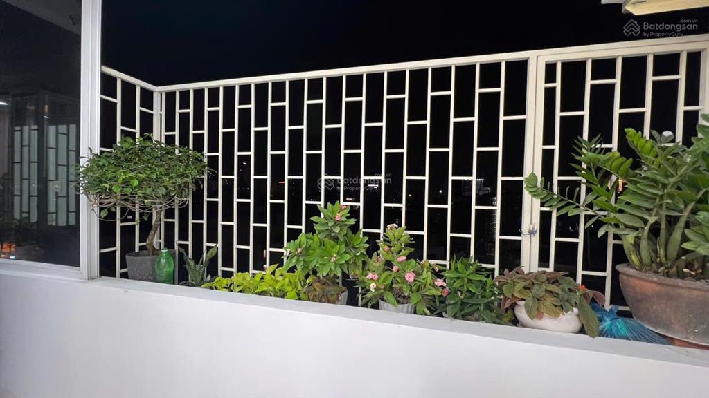 Căn hộ chung cư phan xích long đường phan xích long, 66m2 giá 4,9 tỷ tl