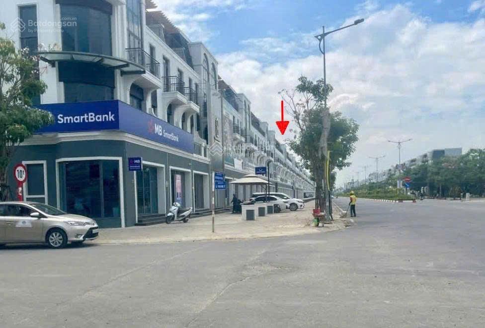 Bán nhà mặt phố đường 3/2 tiện kinh doanh mọi ngành nghề, tt hậu nghĩa, tây ninh