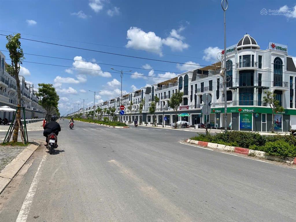 Bán nhà mặt phố tại đường 3/2, hậu nghĩa, 8,999 tỷ, 110m2, giá ưu đãi
