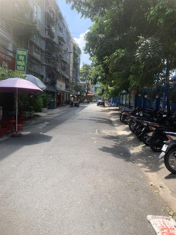 Bán cc cmt8 lầu 2 shr 43m giá 2,3tỷ, cách nhà ga t3 chỉ 5p