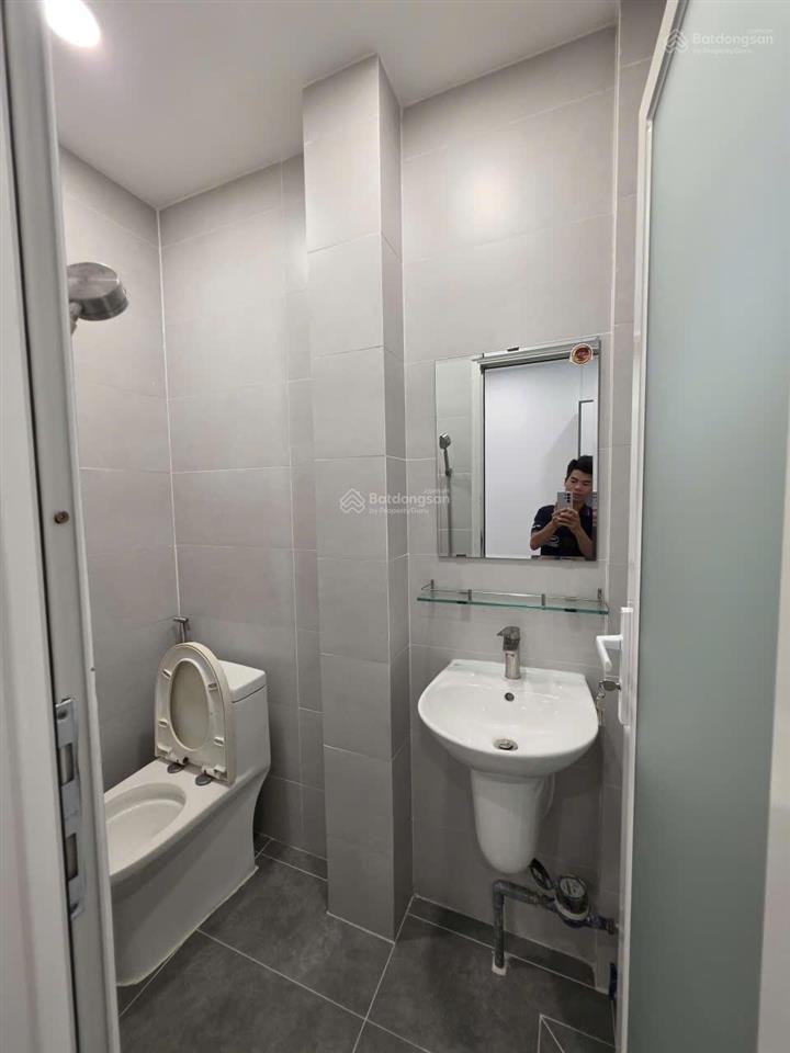 Căn hộ chung cư lạc long quân, lô b lầu 2, 44m2 2pn, 2wc, 2,2 tỷ