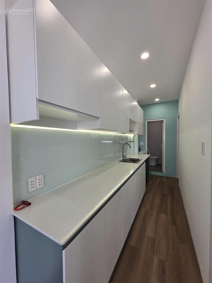 Căn hộ chung cư lạc long quân, lô b lầu 2, 44m2 2pn, 2wc, 2,2 tỷ
