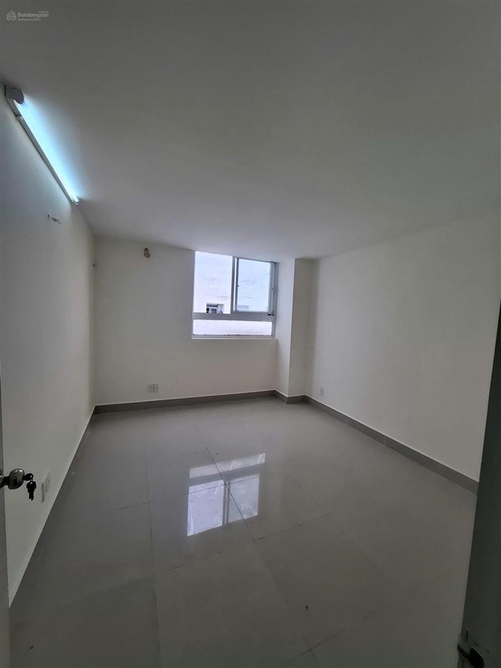 Căn hộ 62m2 2 phòng ngủ chung cư 1050 bình thạnh, 3,5 tỷ