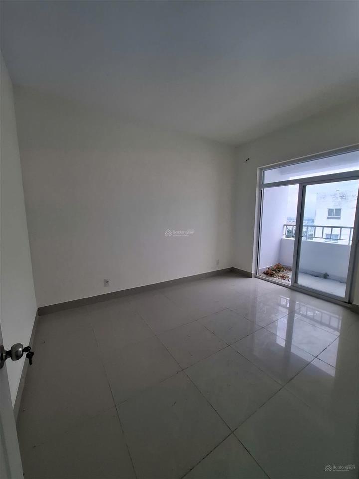 Căn hộ 62m2 2 phòng ngủ chung cư 1050 bình thạnh, 3,5 tỷ