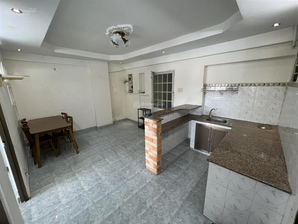 Căn hộ lầu 12, chung cư miếu nổi, 52m2 giá chỉ 3,45 tỷ